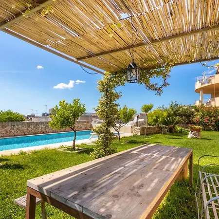 Bed & Breakfast Rosaria 3*