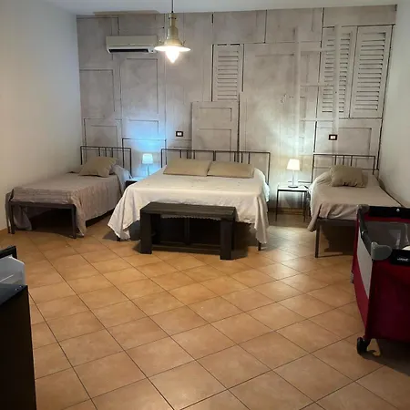 Rosaria 3* Noto